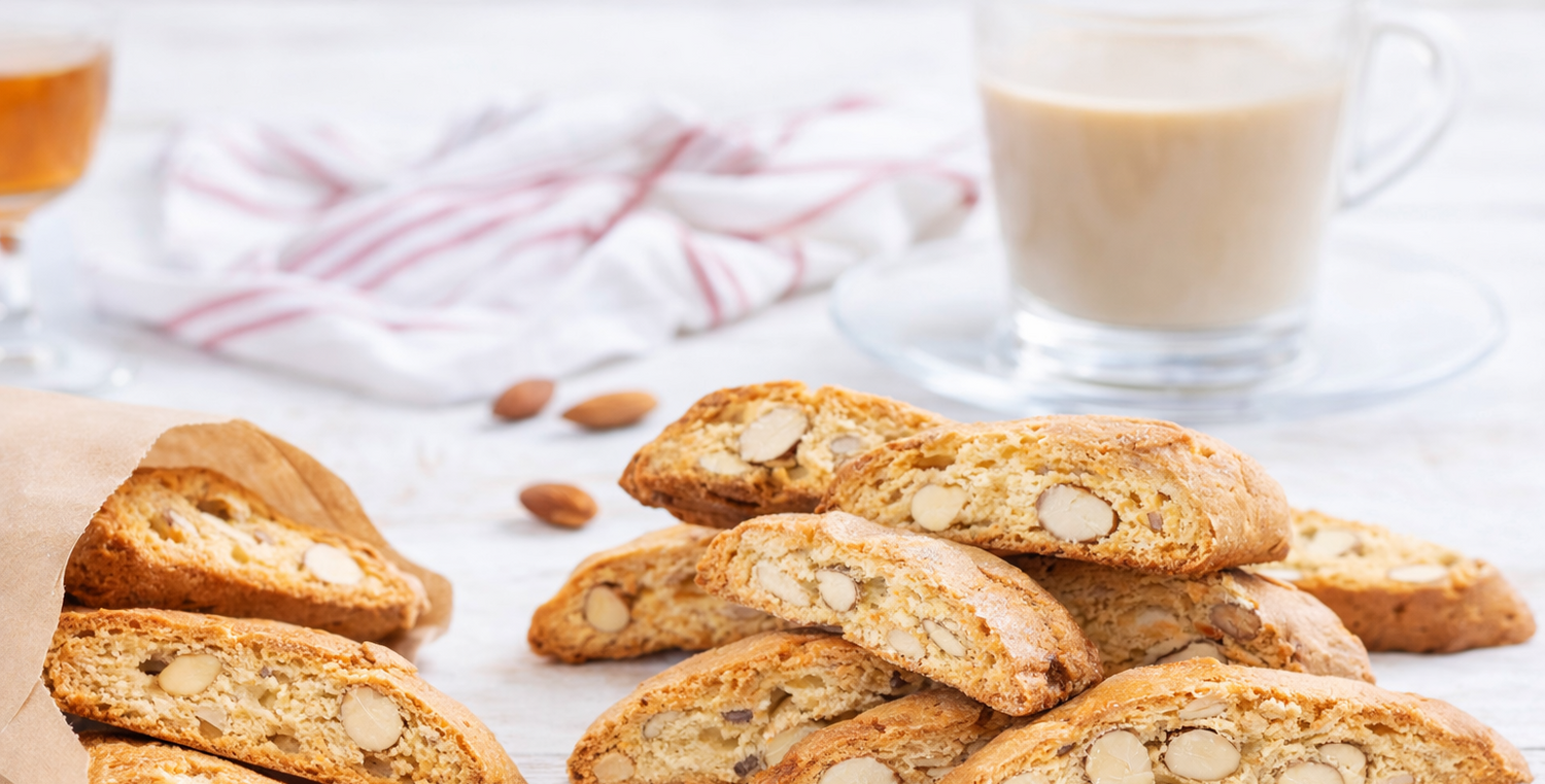 Cantuccini – handgemachte toskanische Mandelkekse, knusprig und aromatisch, perfekt zu Kaffee oder Vin Santo